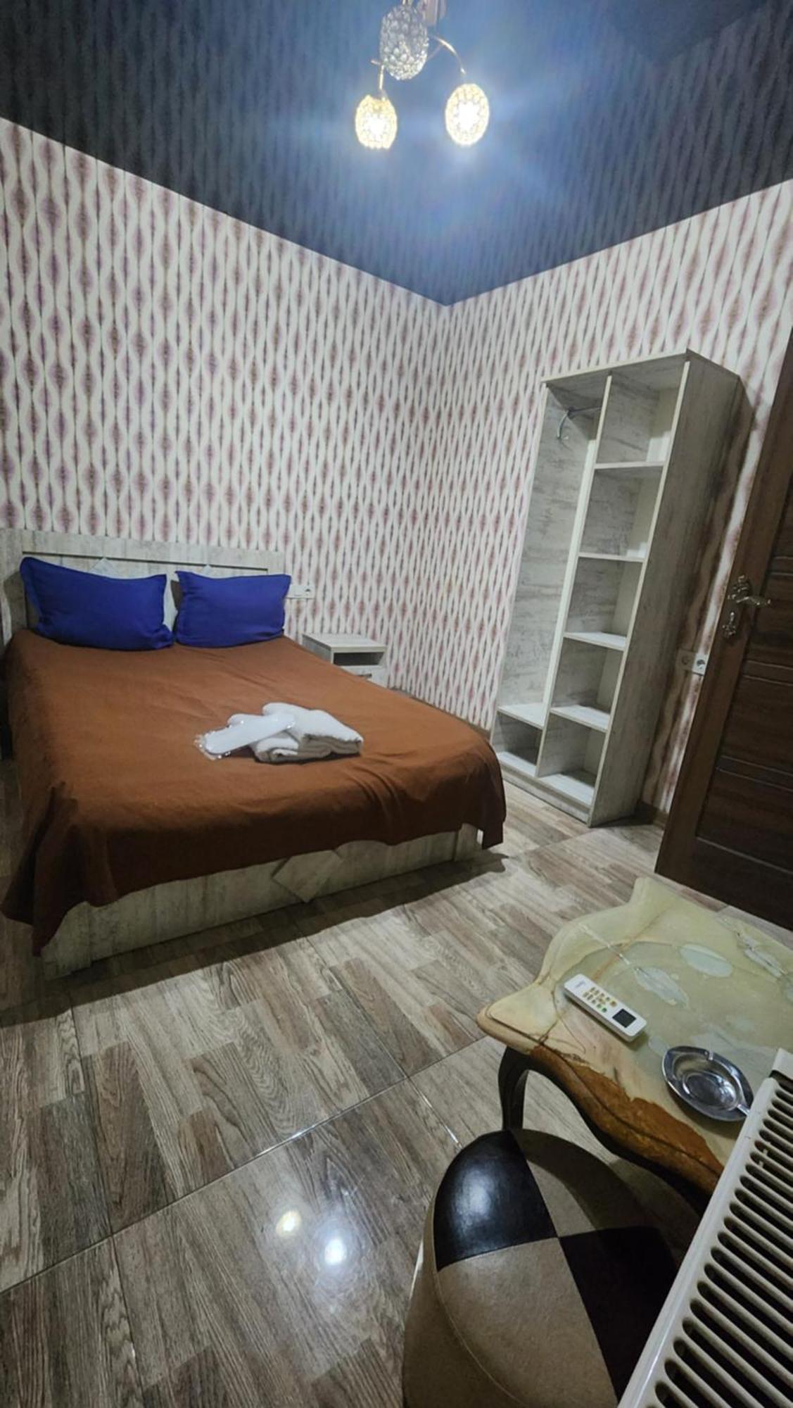 Hotel ,,Mega" Тбилиси Экстерьер фото