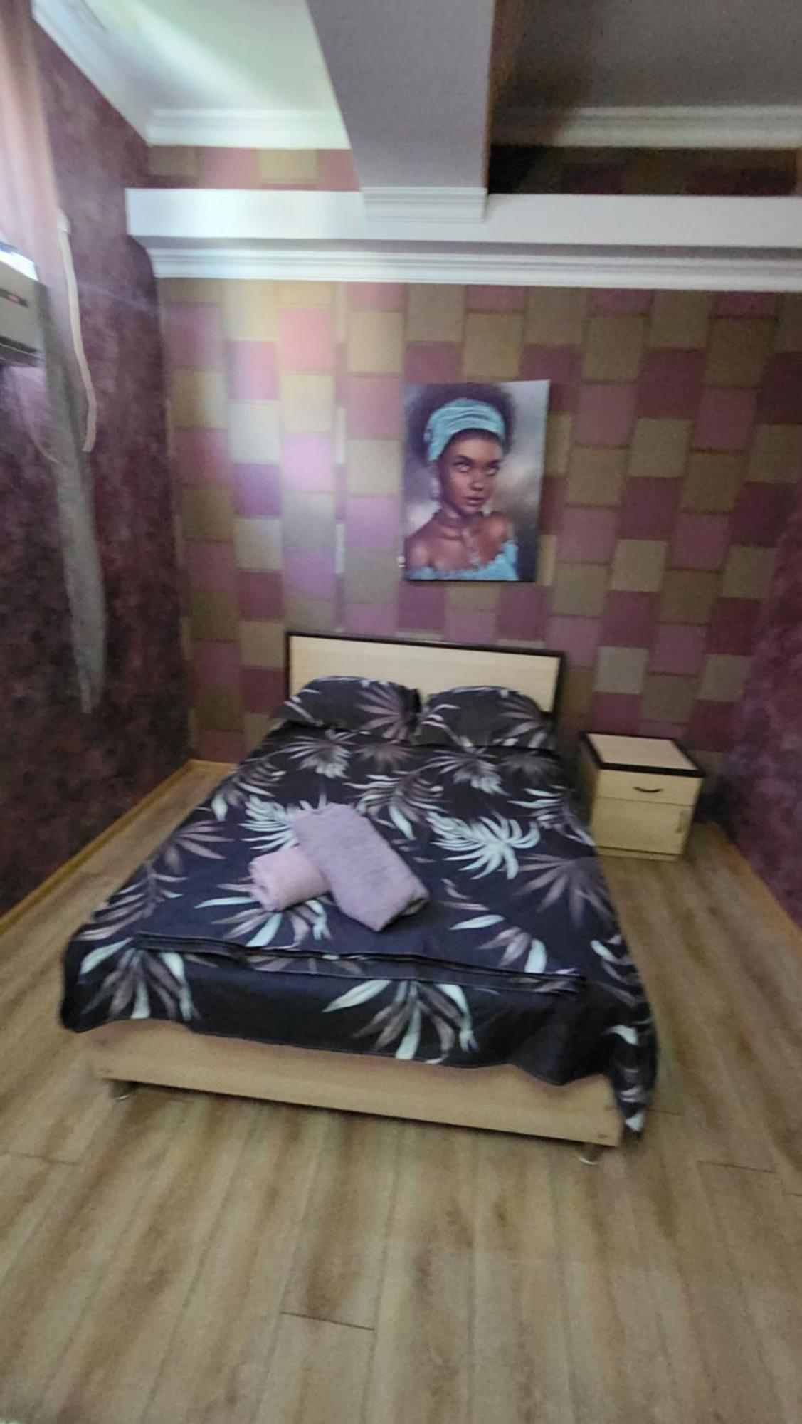 Hotel ,,Mega" Тбилиси Экстерьер фото