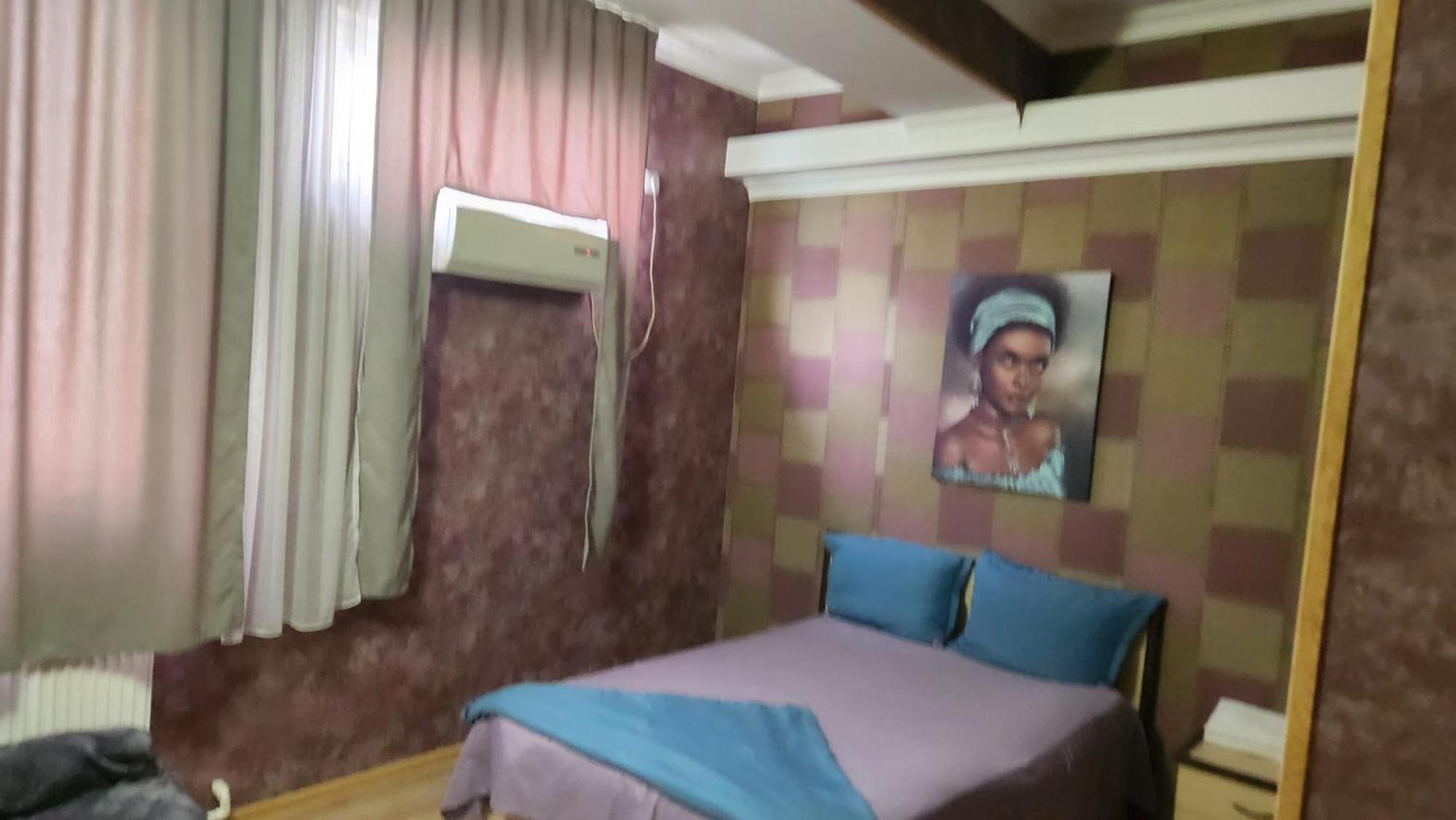 Hotel ,,Mega" Тбилиси Экстерьер фото