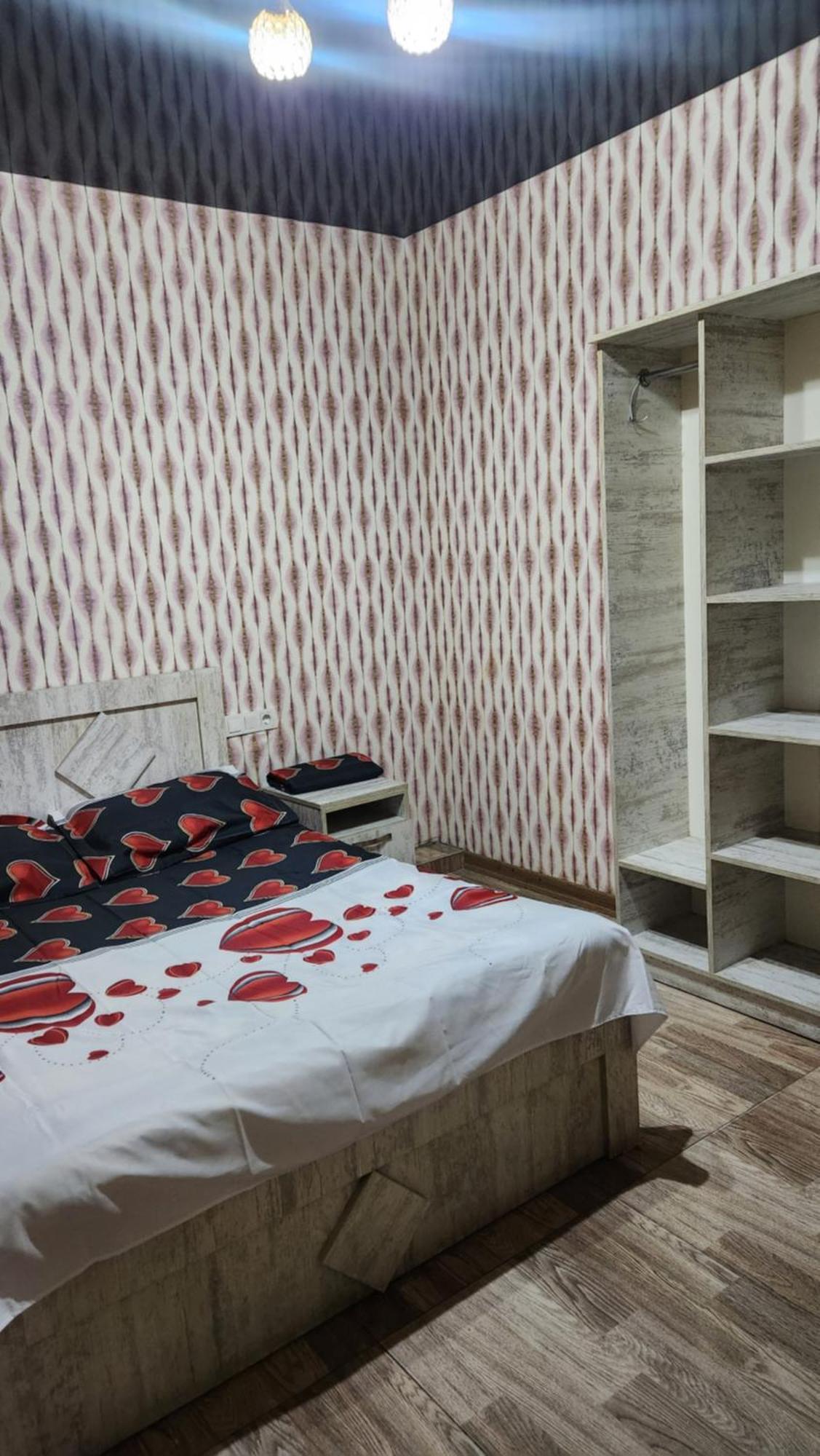 Hotel ,,Mega" Тбилиси Экстерьер фото